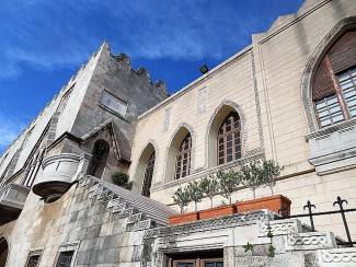 Προκηρύσσεται η προμήθεια έξι ασθενοφόρων, που θα καλύψουν ανάγκες μικρών νησιών της Περιφέρειας